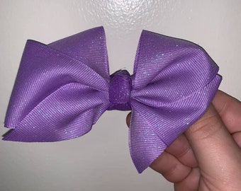 Medium Purple Bow