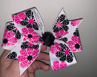 Medium Pink and Black Flower Bow