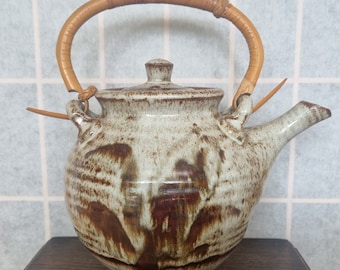 British Studio Pottery Teapot Alan Pett Signed