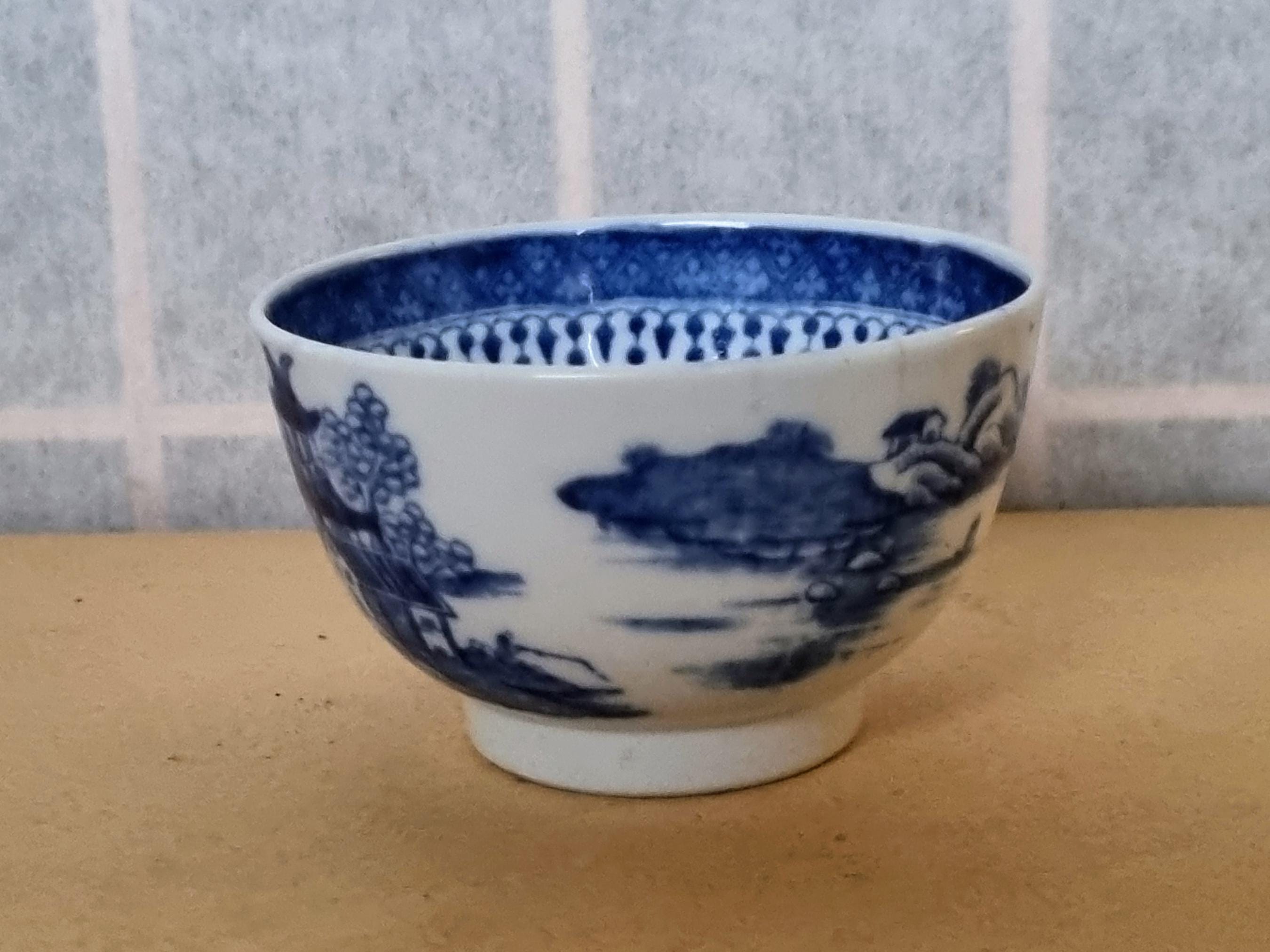 ジョージアン ティー ボウル | 18 世紀イギリス ブルー ホワイト