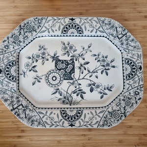 Sällsynt viktorianskt transferware Challinor Gordon mönsterfat | Engelsk blå blommig keramik | Fenton keramik 12x15.5 | Stuga matsal inredning