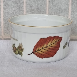 Royal Worcester Souffle | Evesham Gold Wild Harvest | Blackberry Design