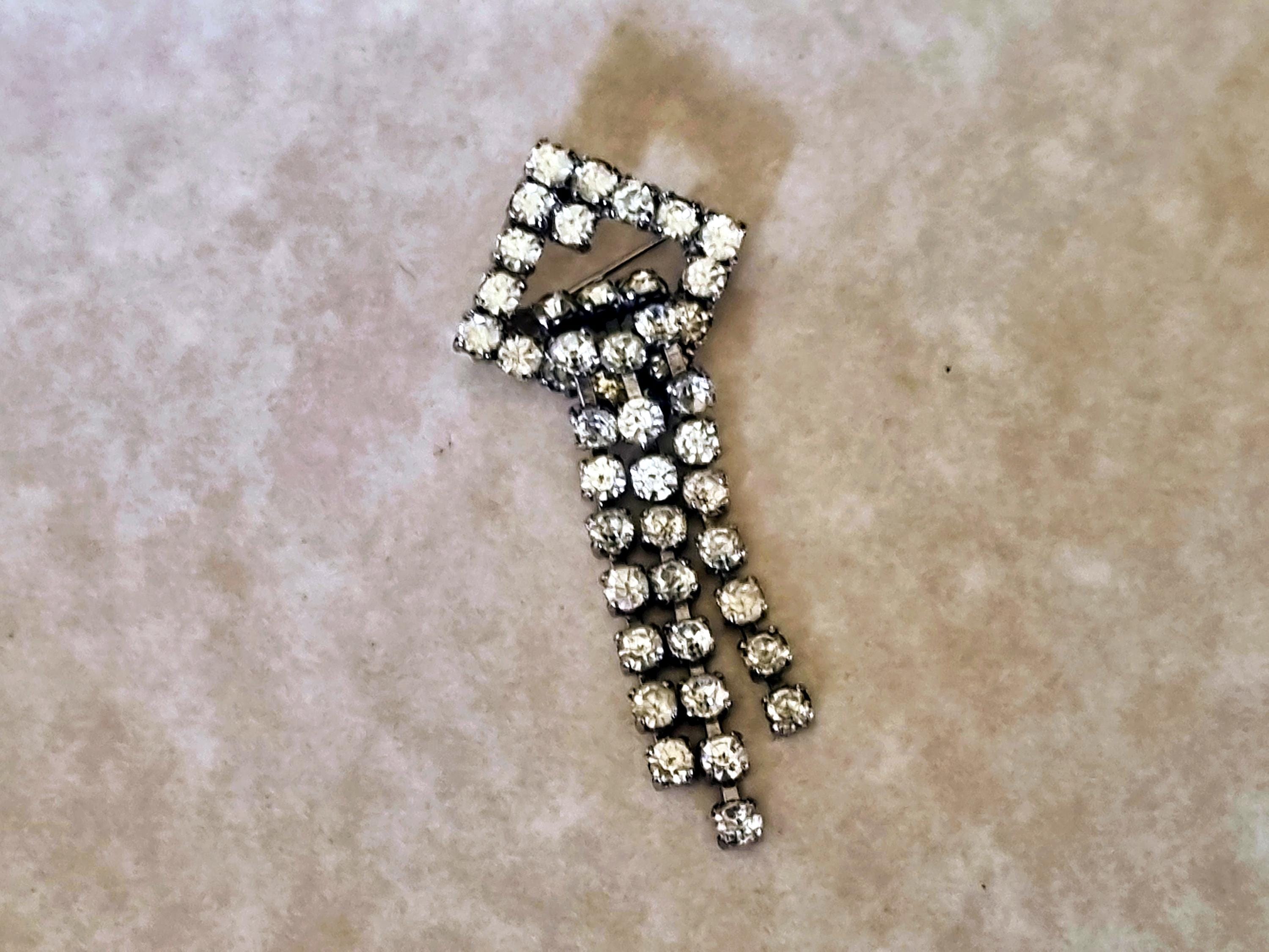 Art Deco 1960’s Rhinestone Tassel Brooch - Silver-Tone Rhinestone Accent Vintage Large Minimalist Rhinestone Brooch Silver Tone  main image 2