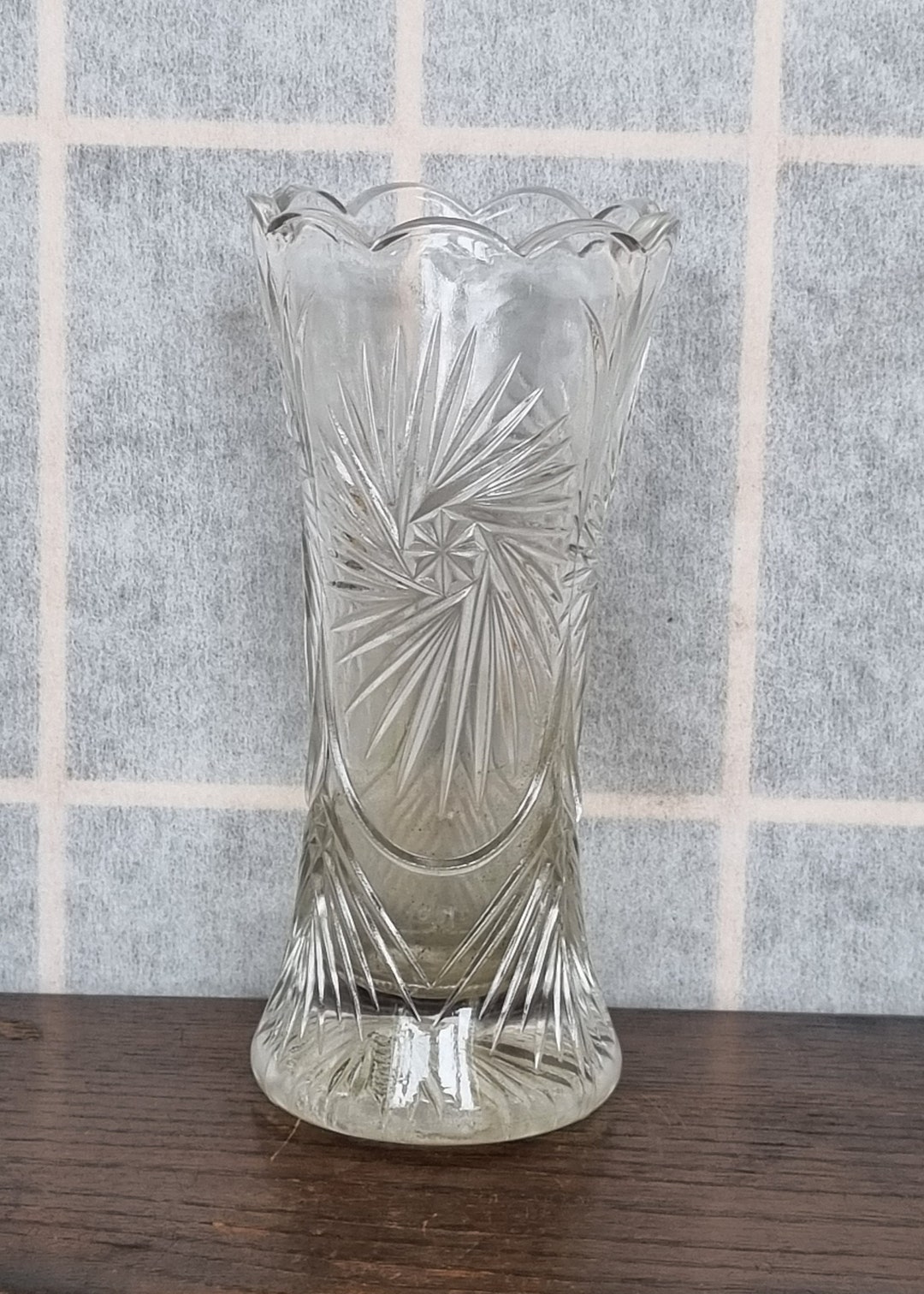 Cut Glass German Vase | Vintage Pinwheel Pattern Crystal Flower Holder ...