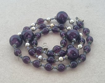 Fil de 90 perles rondes de 4mm à facettes en agate rose très pâle