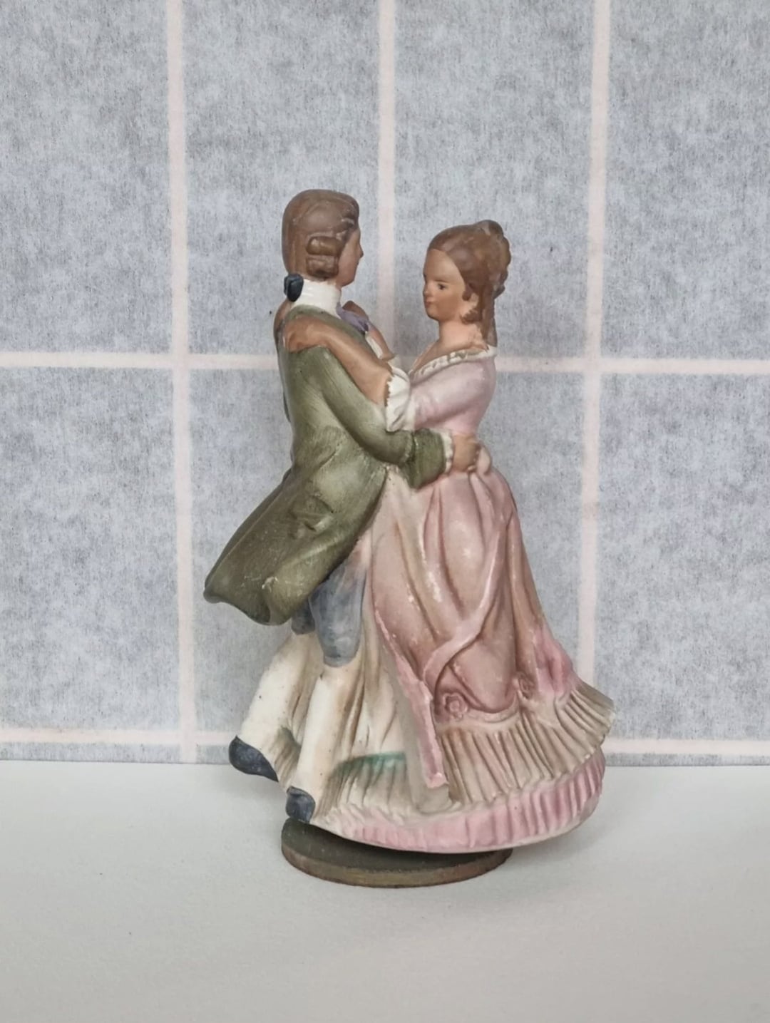 Victorian Dancing Couple Musical Figurine | Dr Zhivago Lara's