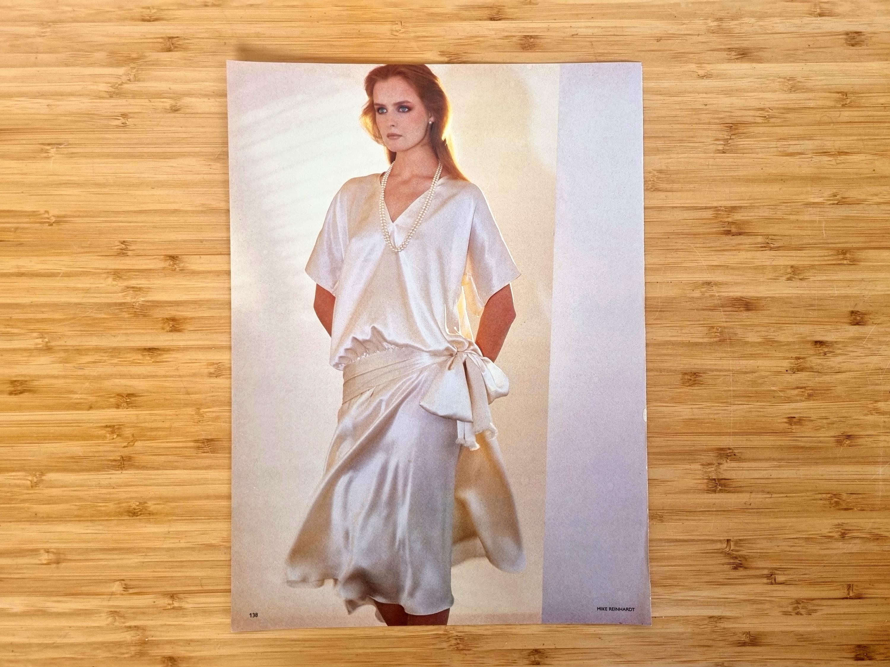 Robe Vintage Années 80 En Satin - Taille 38 - Fait Main En France - Très Bon état