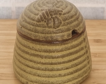 Vintage Charmouth Pottery Bee Hive Honey Pot With Lid Dorset England