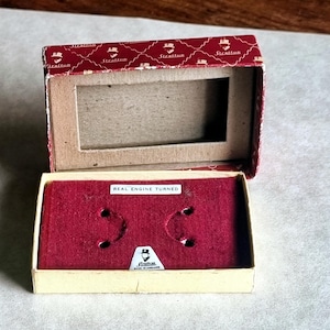 coffret cadeau boutons de manchette Stratton vintage en carton | Motif rouge blanc des années 50 | Emballage de collection | Présentoir de rangement moderne du milieu du siècle