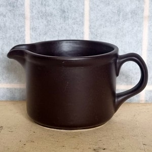 Mały dzbanek vintage, brązowa ceramika, Kitchenalea z lat 70., wyprodukowano w Anglii, rustykalna zastawa stołowa, sosjerka, śmietanka do mleka, garnek do gotowania i pieczenia