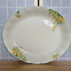 Cream Petal Platter Grindley England | Large Yellow Daffodil Serving Dish | Vintage Scalloped China 15&quot;x18&quot; | Spring Floral Dining Tableware
