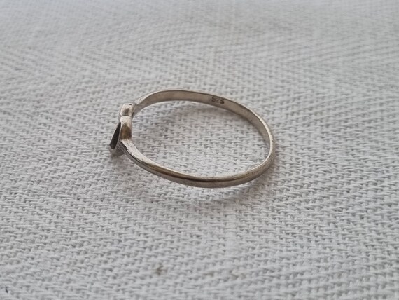 Dainty Heart Ring Vintage 925 Silver Minimalistic… - image 4