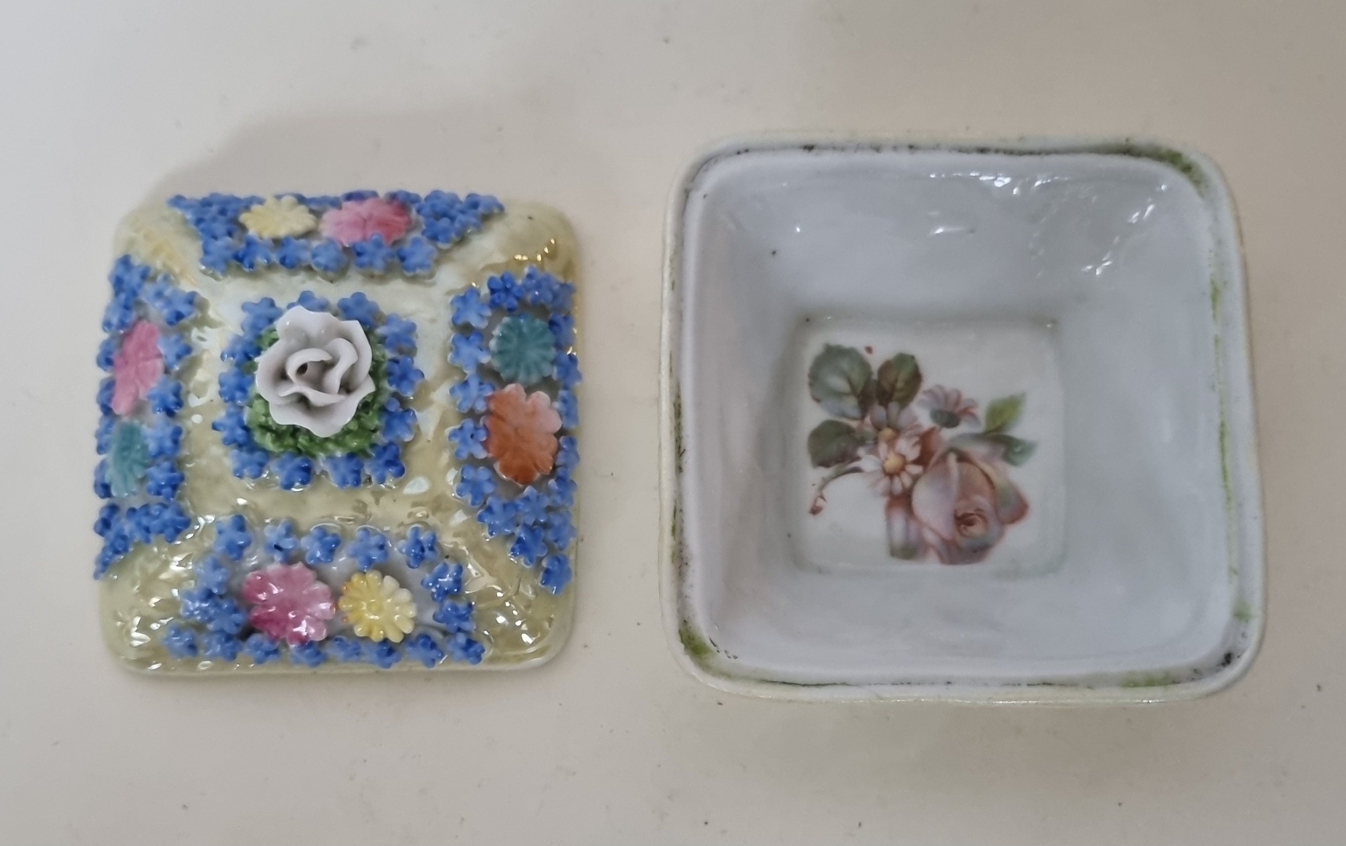 ヴィンテージドイツ製磁器小物入れ、手描き花柄蓋付き皿、パステル