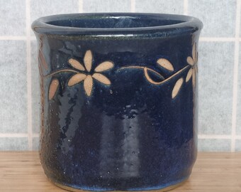 Outdoor Navy Blue 10 Inch Glazed Ceramic Pots: Elevate Your Garden