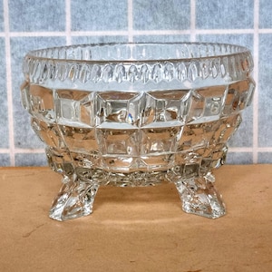 Heavy Glass Bowl, Footed, 1930s Vintage, Square Pattern, Geometric Style, Collectible Serveware, Fruit Bowl, Stylish Table Centrepiece Gift
