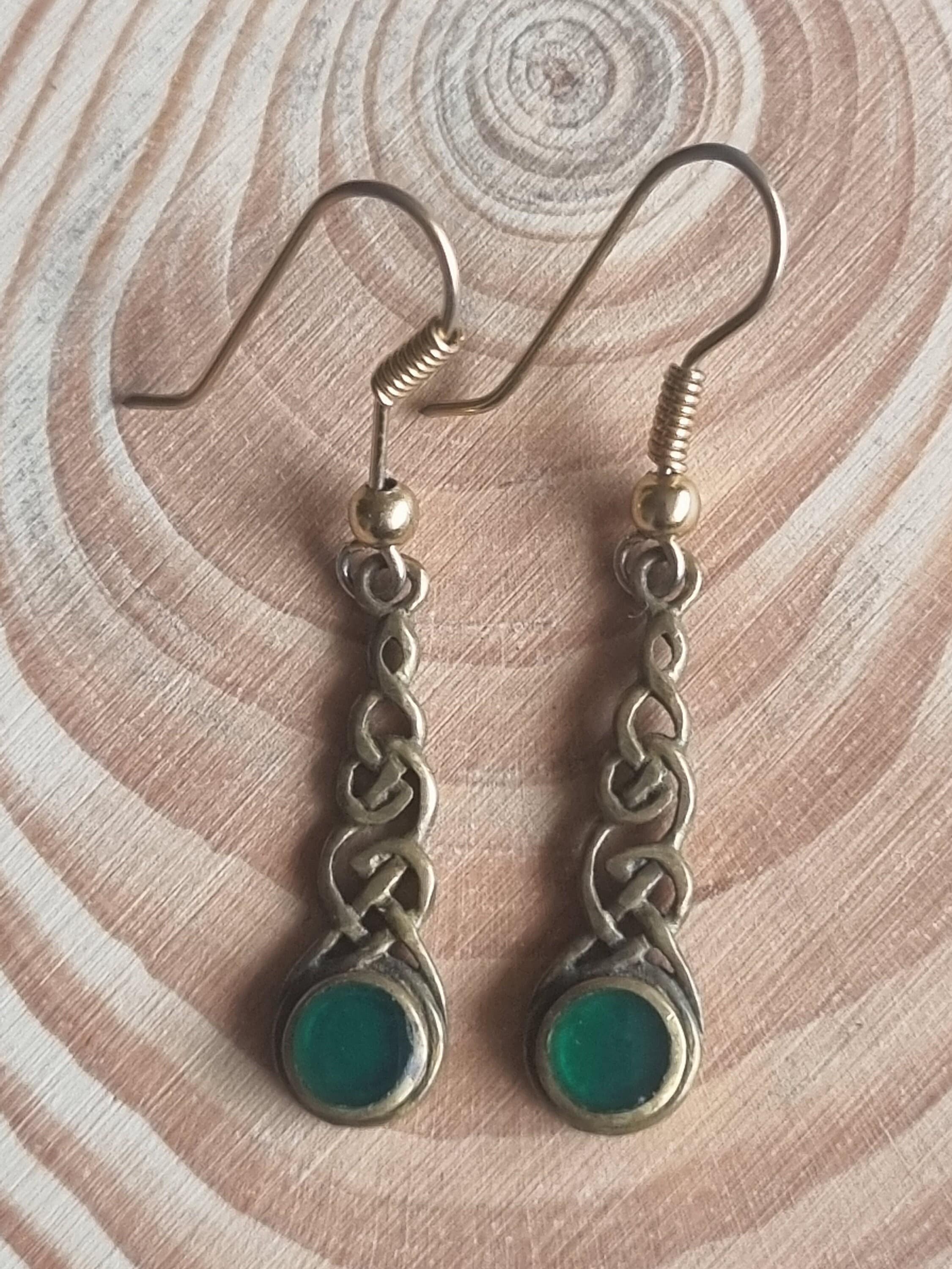Orecchini con nodo celtico: gioielli celtici con goccia di perle e conchiglia in acciaio inossidabile e argento - Italia