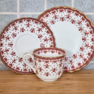 Spode Fleur De Lys Red Trio | Vintage Fine Bone China Tea Set