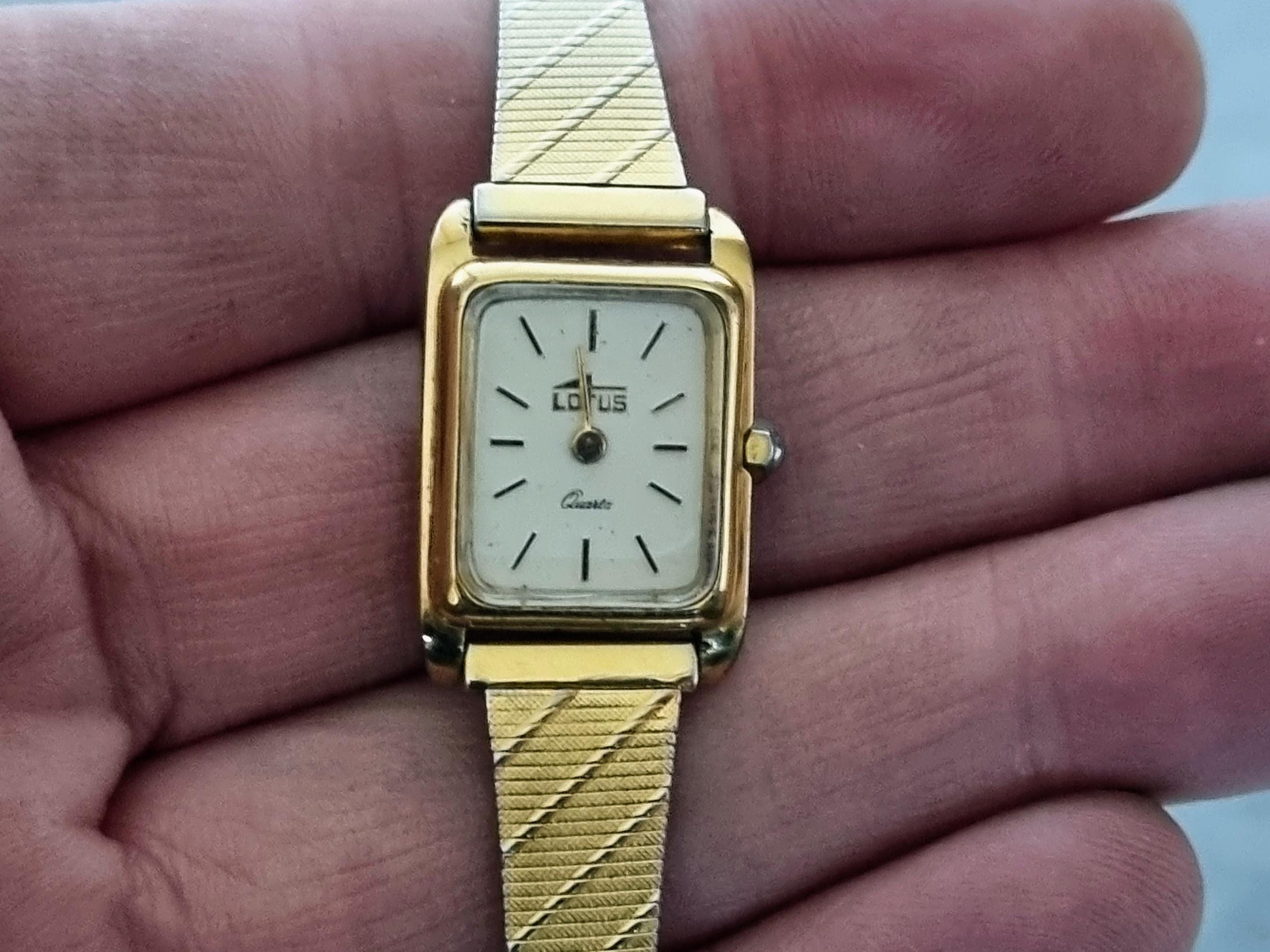 Vintage 33mm Longines 2303 Grand Prize Men's Mechanical