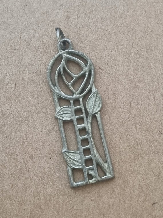 Rennie Mackintosh Silver Tone Pendant Art Deco Ros