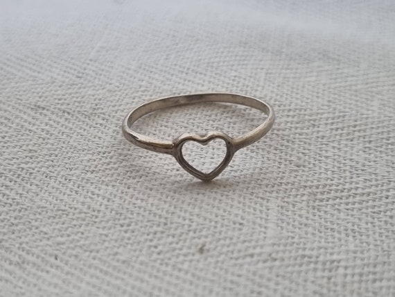 Dainty Heart Ring Vintage 925 Silver Minimalistic… - image 3