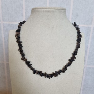 Grau Halskette | Glas Chip Perlen Design | Vintage Boho-Stil | 17-Zoll-Stein Schmuck | Choker mit Kristallstein
