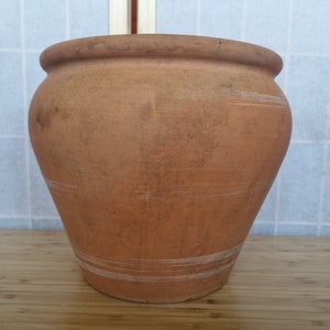 Large Terracotta Plant Pot Planter Round Bulbous Tapered Pre Owned