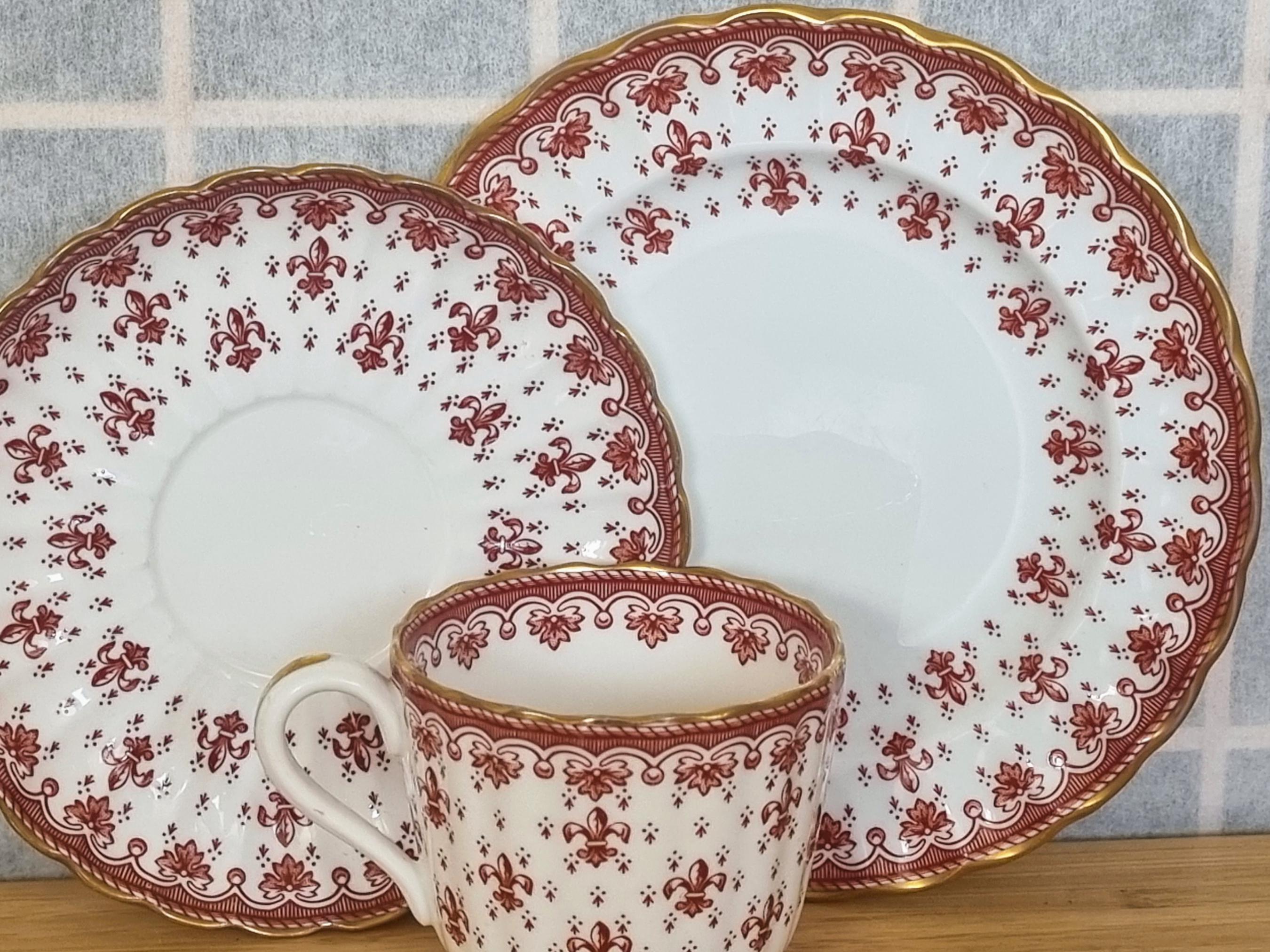 Spode Fleur De Lys Red Trio | Vintage Fine Bone China Tea Set
