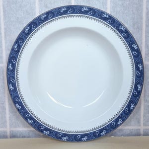 Vintage Soup Plate Aynsley Blue Mist | Pasta Bowl | White Porcelain Plate with Navy Floral Border | Fine Bone China Dining Collection 1980s