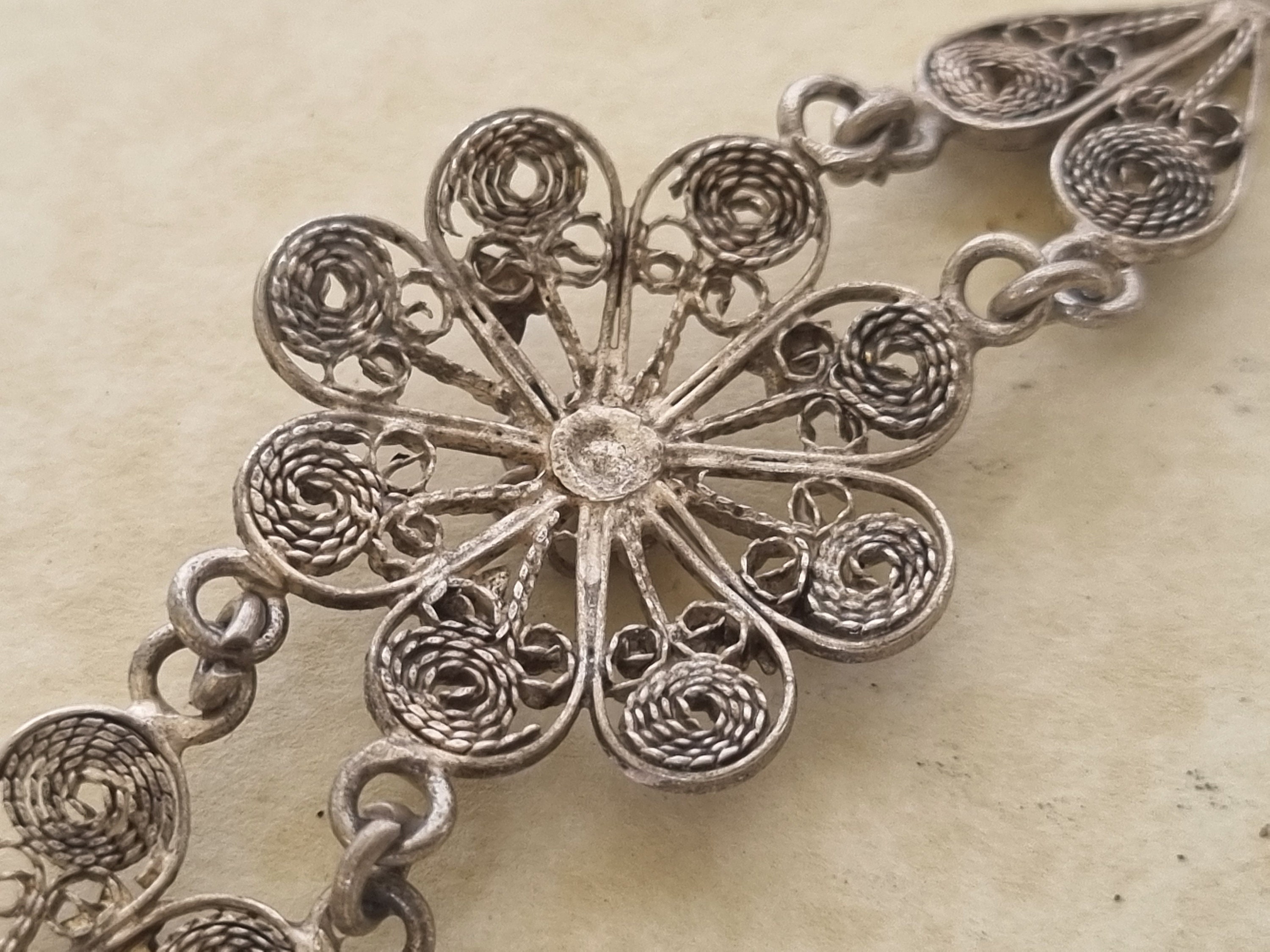 骨董、シルバー腕輪、シルバー925 Vintage 835 Silver Filigree Bracelet With Stylized Flower