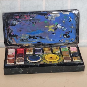 old watercolour paint box palette reeves tin