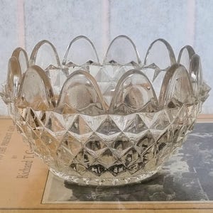 Vintage Blumenschale aus Glas