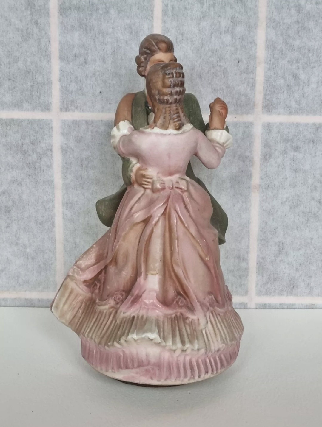Victorian Dancing Couple Musical Figurine | Dr Zhivago Lara's
