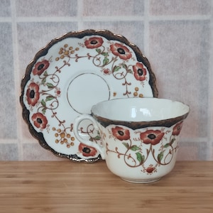 Taza de té y platillo Imari antiguos de la casa inglesa Cartwright Edwards Victoria, porcelana británica coleccionable poco común, rojo, azul y dorado