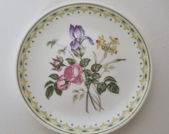 Royal Doulton Camilla Trinket Dish Plate English Fine Bone China
