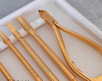 EVA Plastic Manicure Tray Liners: Waterproof, Washable Nail Tech Protection