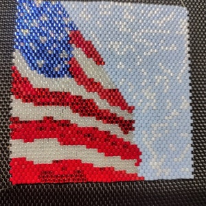 Wavy Flag Lighter Cover Pattern