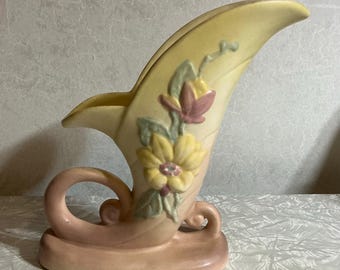 Hull Art Pottery 9” Vase Magnolia Cornucopia Vase