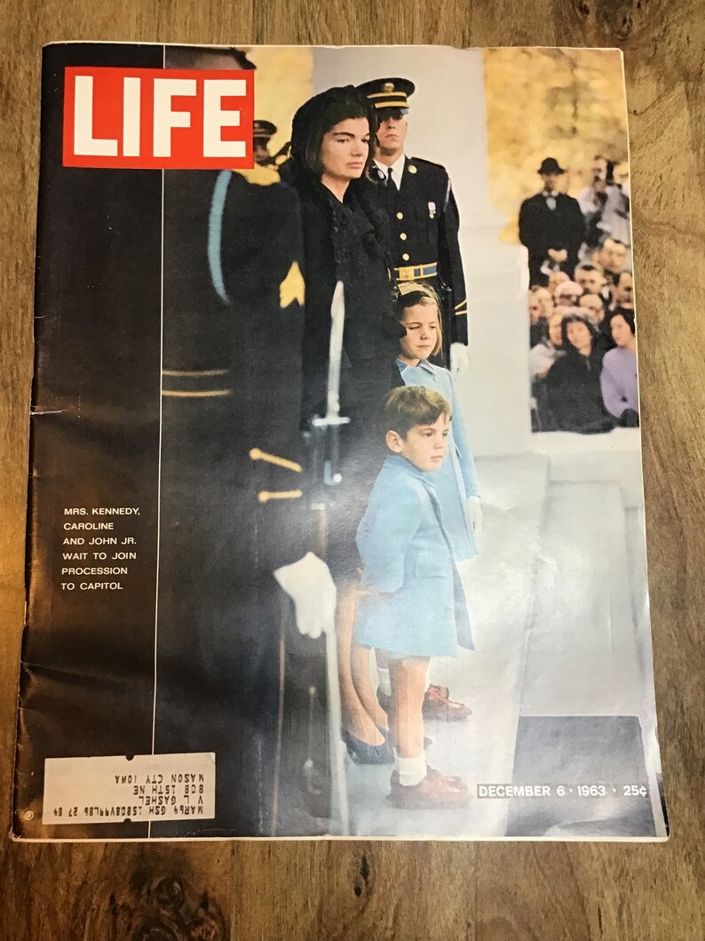 Vintage Lot of 2. Life Magazine JFK Kennedy November 29, 1963 and December 6, 1963. image 7