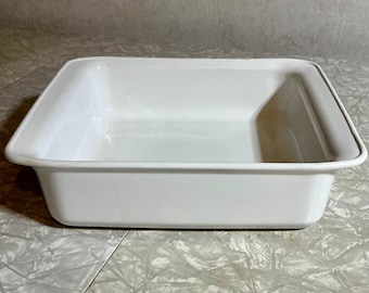 Vintage White Square Corning Ware Baking Dish - 8 x 8 x 2