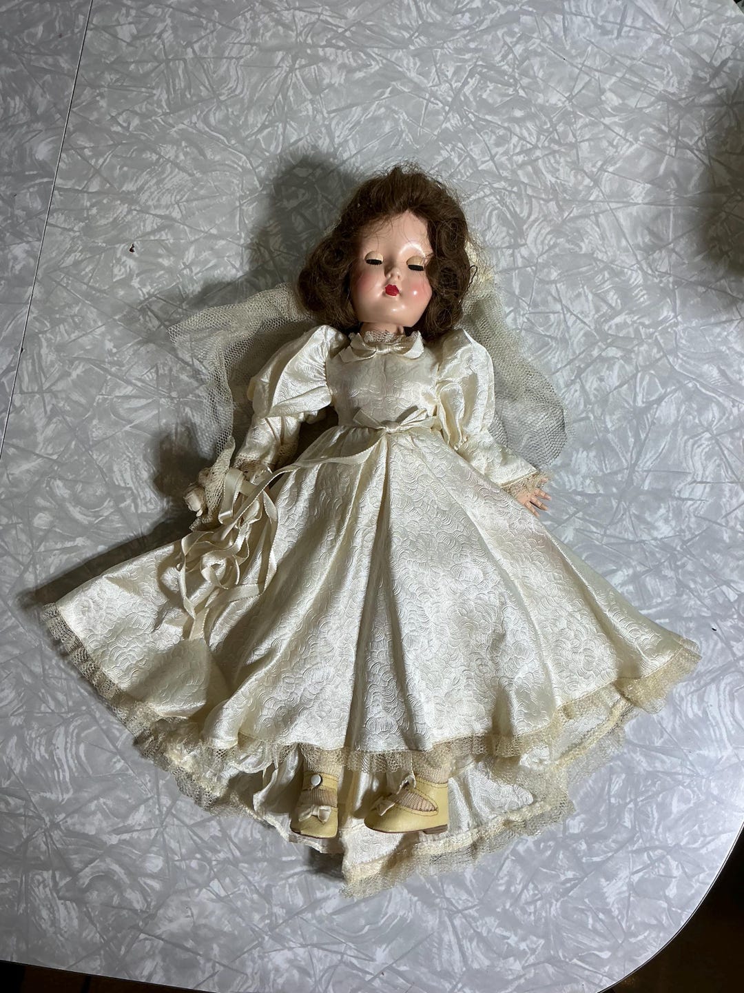 Effanbee Vintage 14 Bride Doll Circa 1980s Parts or Repair Etsy