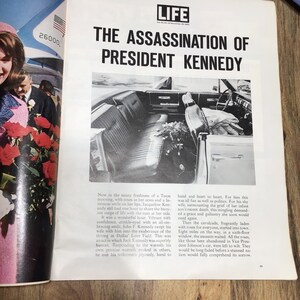 Vintage Lot of 2. Life Magazine JFK Kennedy November 29, 1963 and December 6, 1963. image 4