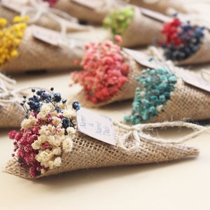 25 mini bouquet di fiori secchi, magnete per bomboniere, regali personalizzati, bomboniere per addio al nubilato, bomboniere per feste di matrimonio, matrimonio rustico