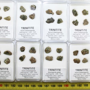 Trinitite Fragments in a Box - Alamogordo Glass (USA - 1.0 gram - 002)
