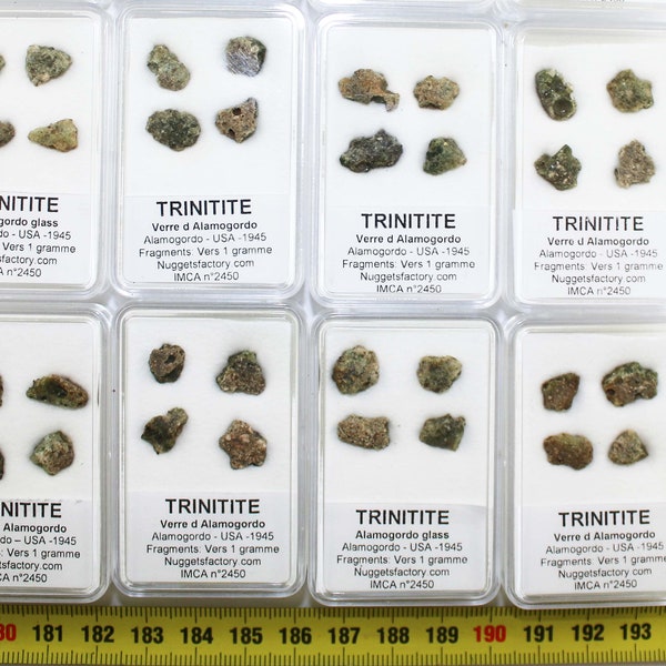 Trinitite fragments in a box - Alamogordo glass (USA - 1.0 gram - 002)