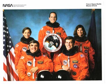 Original Vintage Photo of NASA STS-032 (USA - 032**)