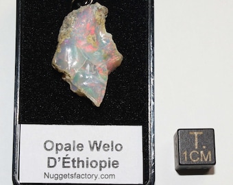 Raw Welo Opal pendant in a box (3.77 grams - 018**)