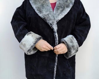 Vintage Quilted Leather Jacket: Fur Collar & Cuffs, Size 44
