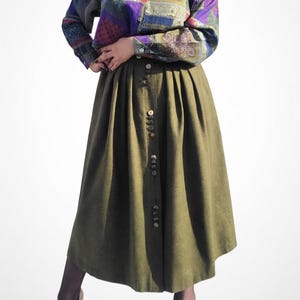 Kohler Modell Austrian Wool Skirt – Edelweiss Deer Buttons, Lined Vintage Alpine Style