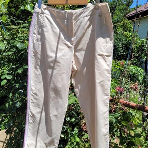 ESCADA SPORT Beige Cropped Pants – Size 40 – Cotton Nylon Blend – 3/4 Length Trousers with Pockets