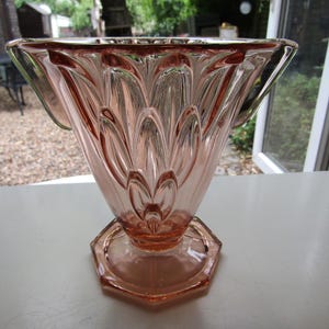 1930s Flower Vase - Etsy - Page 2